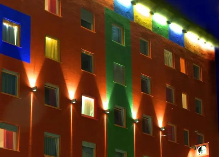 1St Creatif ElephantSporthotels